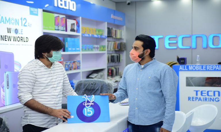 Punjab Governor Cuts the Ribbon for TECNO Donation Ceremony to Help the Country Resume Work